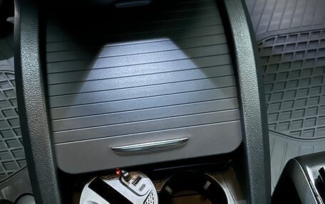 Mercedes-Benz V-Класс, 2018 год, 4 700 000 рублей, 16 фотография