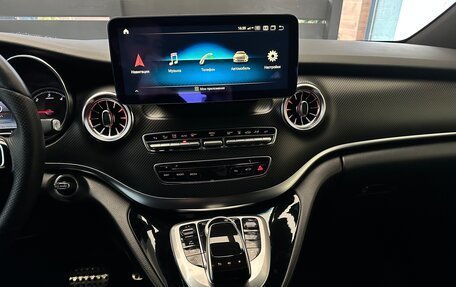 Mercedes-Benz V-Класс, 2018 год, 4 700 000 рублей, 9 фотография