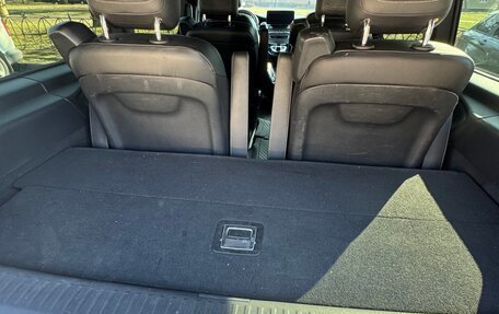 Mercedes-Benz V-Класс, 2018 год, 4 700 000 рублей, 28 фотография