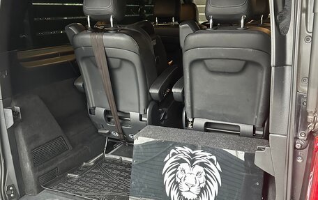 Mercedes-Benz V-Класс, 2018 год, 4 700 000 рублей, 26 фотография