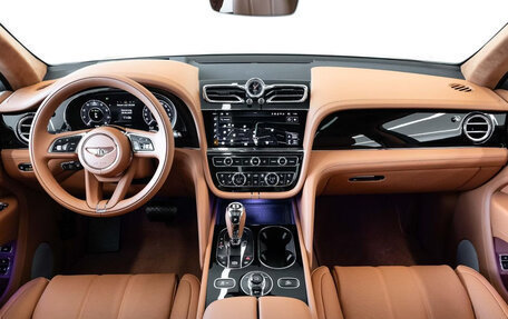 Bentley Bentayga I, 2025 год, 29 500 000 рублей, 8 фотография