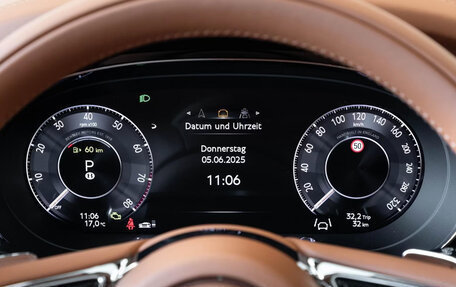Bentley Bentayga I, 2025 год, 29 500 000 рублей, 13 фотография