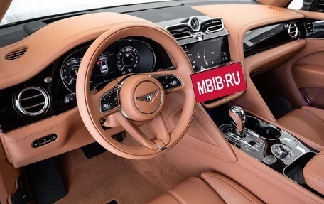 Bentley Bentayga I, 2025 год, 29 500 000 рублей, 6 фотография