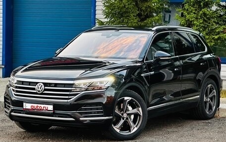 Volkswagen Touareg III, 2018 год, 5 250 000 рублей, 1 фотография