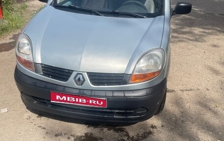 Renault Kangoo II рестайлинг, 2006 год, 220 000 рублей, 1 фотография