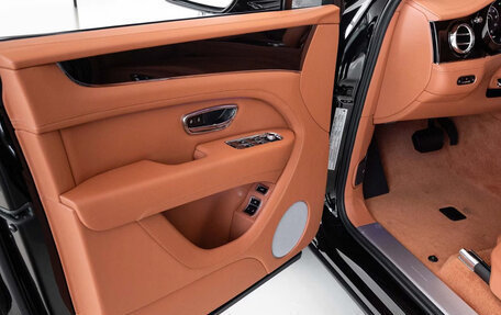 Bentley Bentayga I, 2025 год, 29 500 000 рублей, 19 фотография
