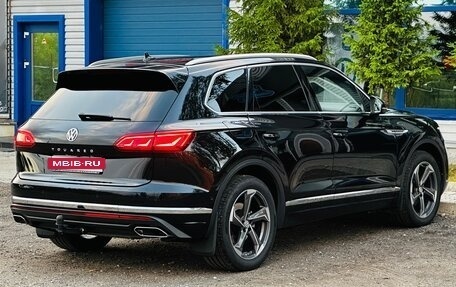 Volkswagen Touareg III, 2018 год, 5 250 000 рублей, 3 фотография