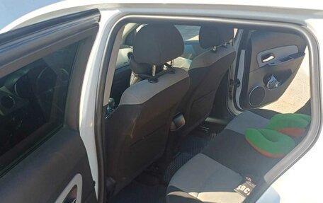 Chevrolet Cruze II, 2015 год, 900 000 рублей, 16 фотография