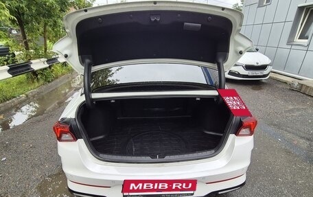 KIA K5, 2021 год, 2 400 000 рублей, 11 фотография