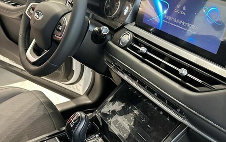 Chery Tiggo 4 I рестайлинг, 2025 год, 1 999 000 рублей, 6 фотография