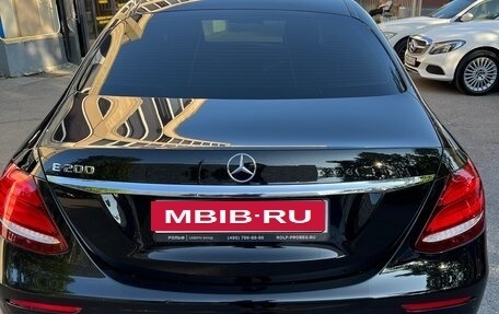 Mercedes-Benz E-Класс, 2020 год, 2 900 000 рублей, 2 фотография