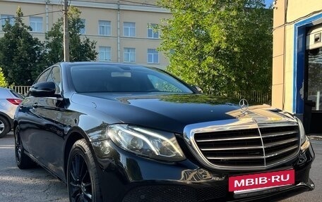 Mercedes-Benz E-Класс, 2020 год, 2 900 000 рублей, 8 фотография