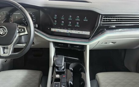Volkswagen Touareg III, 2020 год, 4 893 000 рублей, 11 фотография