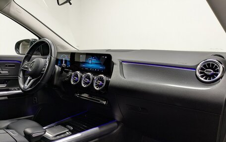 Mercedes-Benz GLA, 2020 год, 3 350 000 рублей, 15 фотография