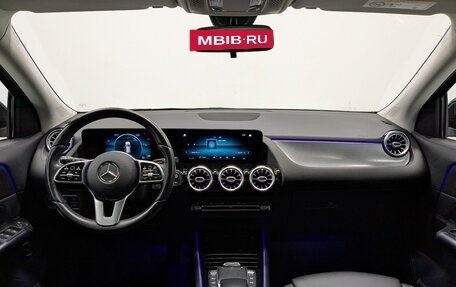 Mercedes-Benz GLA, 2020 год, 3 350 000 рублей, 17 фотография