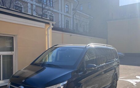 Mercedes-Benz V-Класс, 2018 год, 6 499 000 рублей, 7 фотография