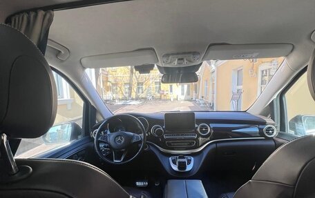 Mercedes-Benz V-Класс, 2018 год, 6 499 000 рублей, 4 фотография