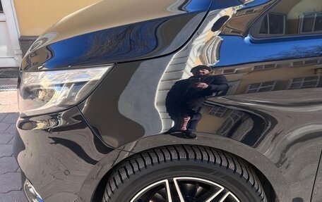 Mercedes-Benz V-Класс, 2018 год, 6 499 000 рублей, 13 фотография