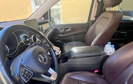 Mercedes-Benz V-Класс, 2018 год, 6 499 000 рублей, 14 фотография