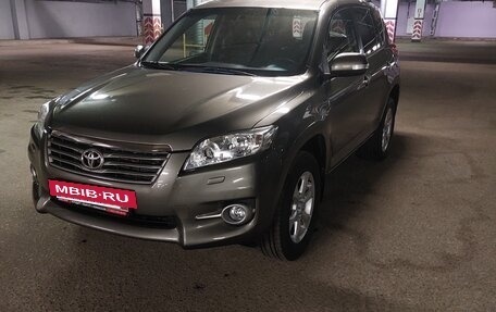 Toyota RAV4, 2011 год, 1 350 000 рублей, 6 фотография