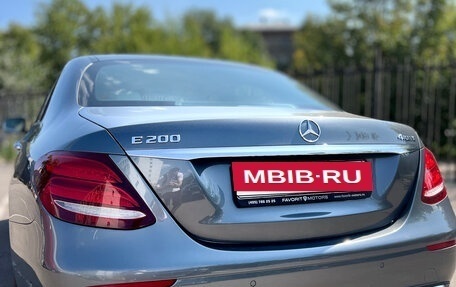Mercedes-Benz E-Класс, 2018 год, 3 550 000 рублей, 6 фотография