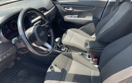 KIA Rio IV, 2019 год, 1 370 000 рублей, 9 фотография