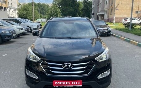 Hyundai Santa Fe III рестайлинг, 2018 год, 2 250 000 рублей, 1 фотография