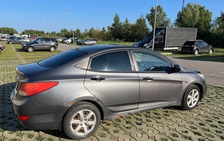 Hyundai Solaris II рестайлинг, 2011 год, 600 000 рублей, 9 фотография