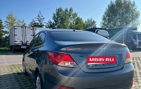Hyundai Solaris II рестайлинг, 2011 год, 600 000 рублей, 5 фотография