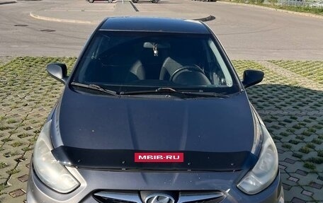 Hyundai Solaris II рестайлинг, 2011 год, 600 000 рублей, 11 фотография