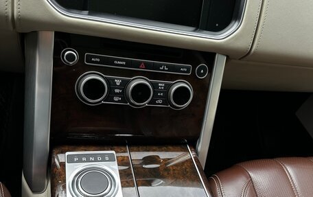 Land Rover Range Rover IV рестайлинг, 2016 год, 4 700 000 рублей, 5 фотография