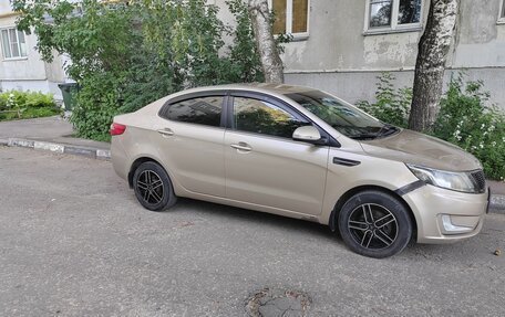KIA Rio III рестайлинг, 2011 год, 550 000 рублей, 3 фотография
