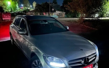 Mercedes-Benz C-Класс, 2018 год, 1 900 000 рублей, 2 фотография