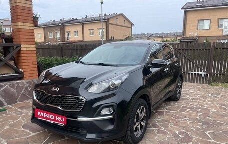 KIA Sportage IV рестайлинг, 2020 год, 1 950 000 рублей, 2 фотография