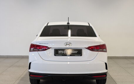 Hyundai Solaris II рестайлинг, 2021 год, 1 575 000 рублей, 6 фотография