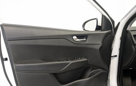 Hyundai Solaris II рестайлинг, 2021 год, 1 575 000 рублей, 19 фотография