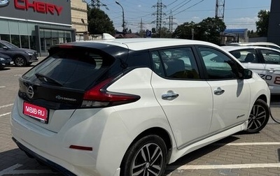 Nissan Leaf II, 2018 год, 2 000 000 рублей, 1 фотография
