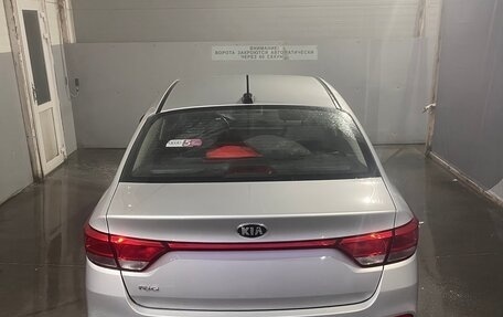 KIA Rio IV, 2017 год, 1 250 000 рублей, 18 фотография