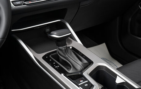 Geely Emgrand, 2024 год, 2 663 990 рублей, 24 фотография