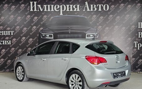 Opel Astra J, 2010 год, 650 000 рублей, 7 фотография