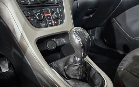 Opel Astra J, 2010 год, 650 000 рублей, 35 фотография