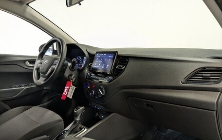 Hyundai Solaris II рестайлинг, 2021 год, 1 595 000 рублей, 11 фотография