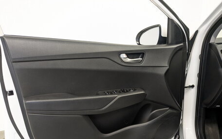 Hyundai Solaris II рестайлинг, 2021 год, 1 595 000 рублей, 19 фотография