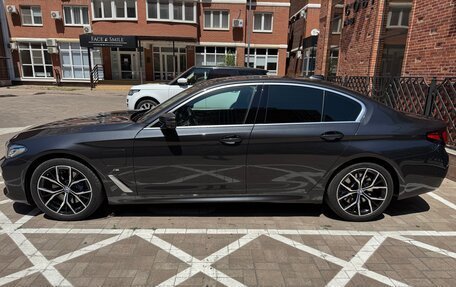 BMW 5 серия, 2021 год, 5 300 000 рублей, 3 фотография