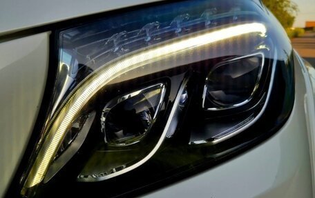 Mercedes-Benz GLS, 2017 год, 3 950 000 рублей, 2 фотография