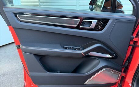 Porsche Cayenne III, 2019 год, 12 390 000 рублей, 24 фотография