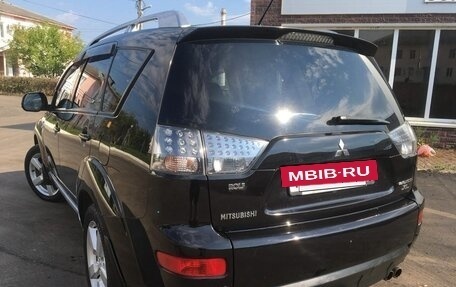 Mitsubishi Outlander III рестайлинг 3, 2007 год, 1 050 000 рублей, 2 фотография