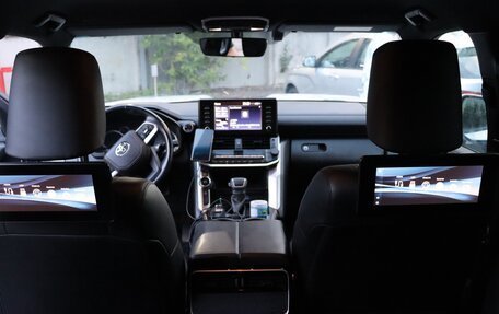 Toyota Land Cruiser, 2022 год, 8 000 000 рублей, 11 фотография