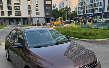 Volkswagen Jetta VI, 2014 год, 1 000 000 рублей, 4 фотография