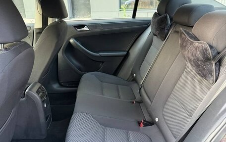 Volkswagen Jetta VI, 2014 год, 1 000 000 рублей, 8 фотография